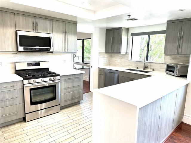 Detail Gallery Image 8 of 18 For 1000 E California Bld #307,  Pasadena,  CA 91106 - 2 Beds | 2 Baths