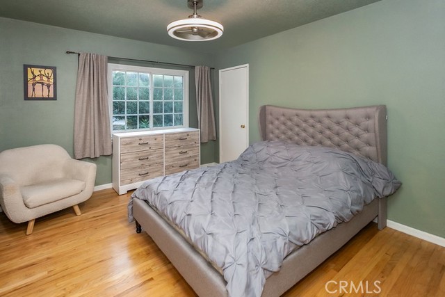 8398 Shoup Avenue, West Hills CA: https://media.crmls.org/medias/1d64dade-a028-40f6-85ec-3855916f1bda.jpg