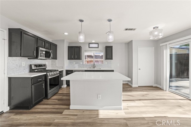 Detail Gallery Image 14 of 35 For 26941 Merced St, Menifee,  CA 92584 - 3 Beds | 2/1 Baths