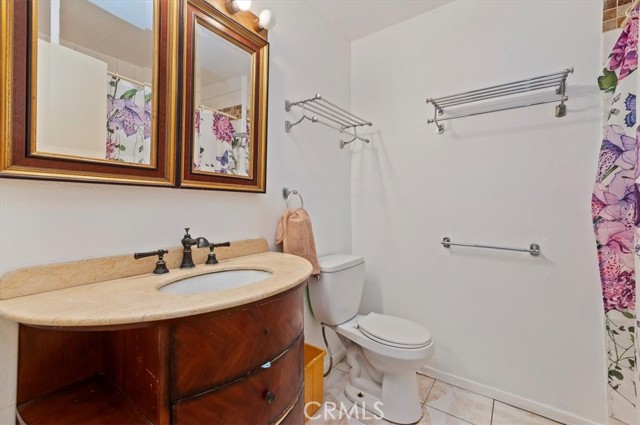 Detail Gallery Image 16 of 44 For 6184 Mandy, San Bernardino,  CA 92407 - 7 Beds | 4 Baths