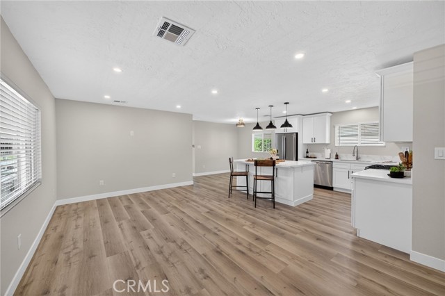 Detail Gallery Image 6 of 44 For 31130 S General Kearny Rd #163,  Temecula,  CA 92591 - 3 Beds | 2 Baths