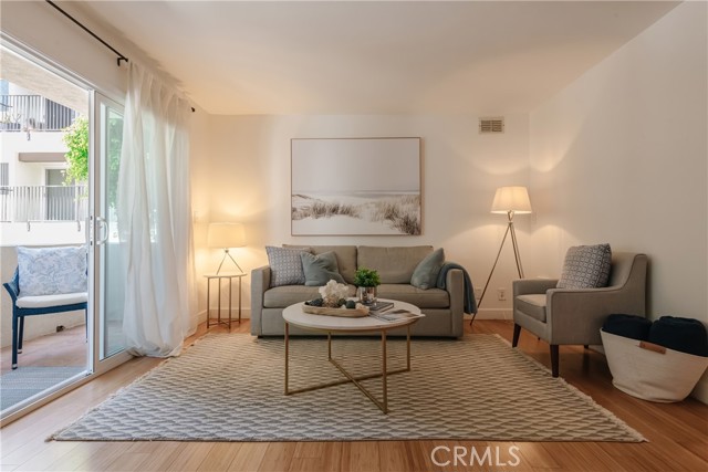 Detail Gallery Image 1 of 1 For 1600 Ardmore Ave #130,  Hermosa Beach,  CA 90254 - 2 Beds | 2 Baths