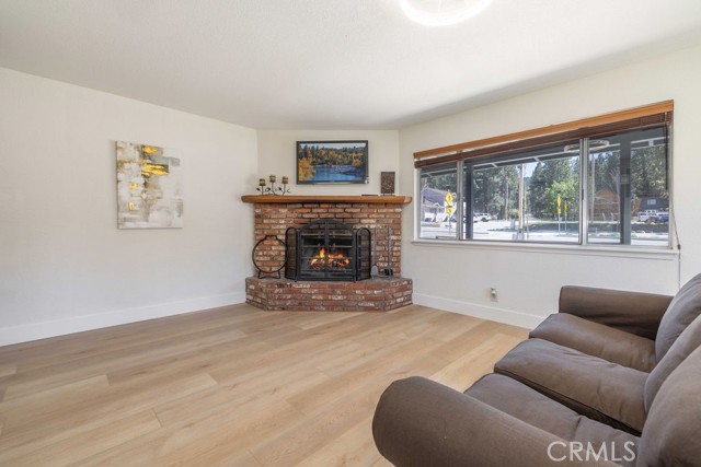 Detail Gallery Image 28 of 55 For 42692 Moonridge Rd, Big Bear Lake,  CA 92315 - 4 Beds | 2 Baths
