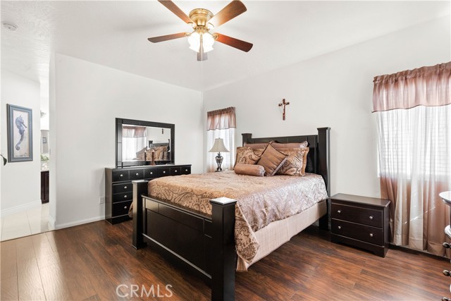 Detail Gallery Image 17 of 31 For 18539 Yuba St, Hesperia,  CA 92345 - 4 Beds | 2 Baths