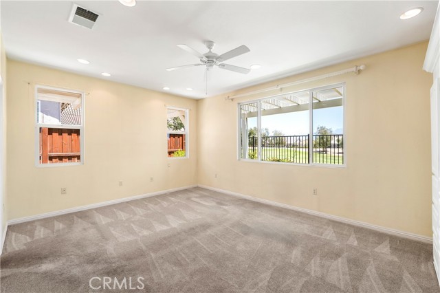 570 Olazabal Drive, Hemet CA: https://media.crmls.org/medias/1d664e16-0691-4a5e-93bf-66b395522c57.jpg