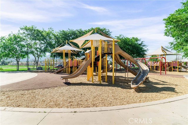 Detail Gallery Image 39 of 40 For 32016 Woodside Ct, Temecula,  CA 92592 - 4 Beds | 3 Baths