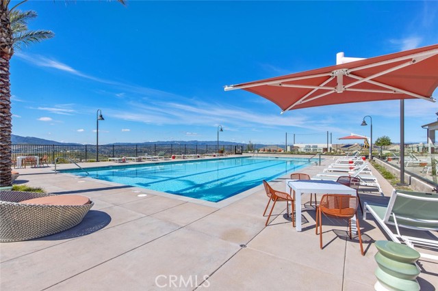 18147 Jupiter Lane, Saugus CA: https://media.crmls.org/medias/1d676020-4913-4faf-bd3f-06cc587873ad.jpg