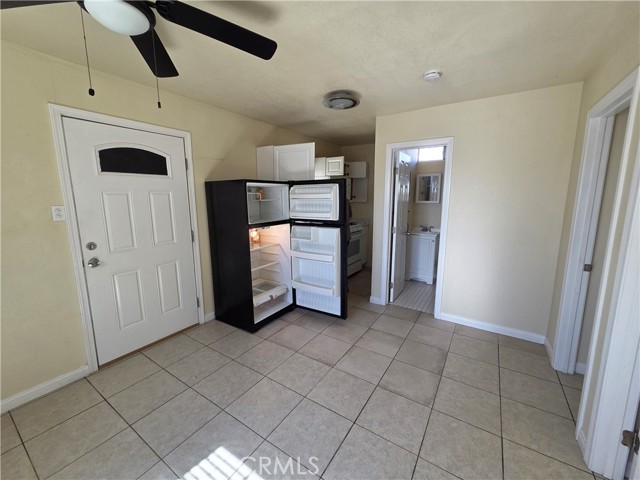 7888 maple, Fontana CA: https://media.crmls.org/medias/1d679a3d-f6fc-497c-8b12-04d77d13d6b5.jpg