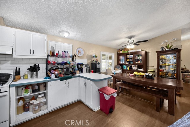 Detail Gallery Image 15 of 44 For 2851 S La Cadena Dr #26,  Colton,  CA 92324 - 4 Beds | 2 Baths