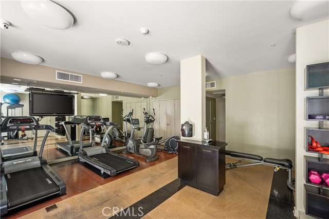 Detail Gallery Image 27 of 32 For 250 N First St #322,  Burbank,  CA 91502 - 2 Beds | 2 Baths