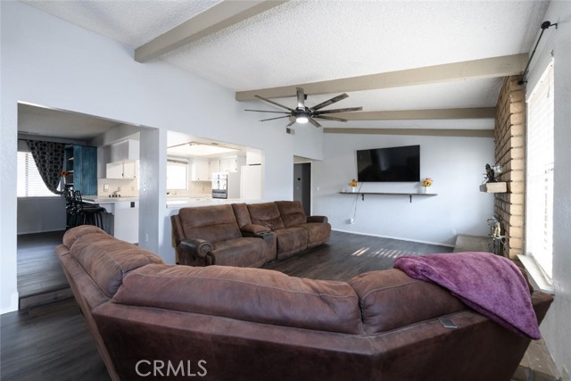 22630 Stagecoach Lane, Clovis CA: https://media.crmls.org/medias/1d67f5b7-0379-4675-bd23-034f823763ec.jpg