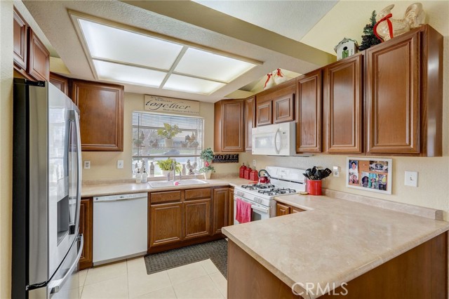 Detail Gallery Image 11 of 39 For 11701 Gramercy Pl, Riverside,  CA 92505 - 4 Beds | 2 Baths