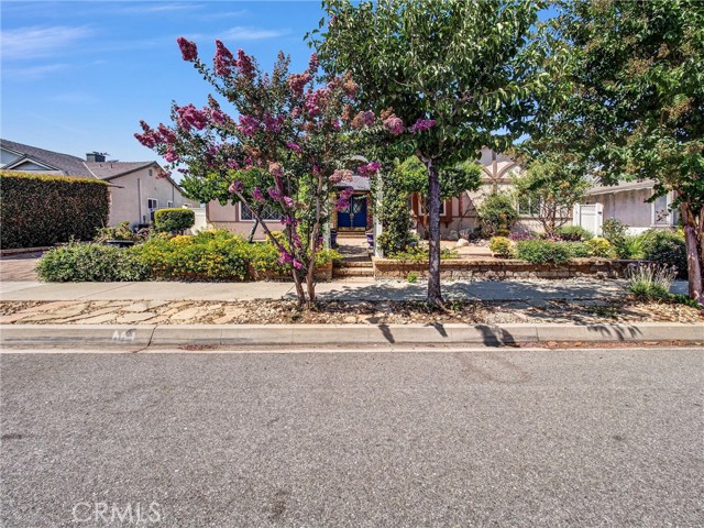 1461 E Grovecenter Street, Covina CA: https://media.crmls.org/medias/1d6950ea-184d-46d5-bf01-02473958537e.jpg