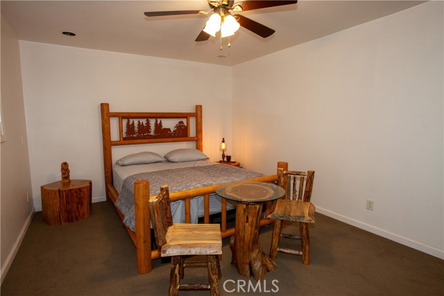 2359 Avian Way, Running Springs CA: https://media.crmls.org/medias/1d6aeb2c-77c3-4e4c-80aa-62ee5f91a5e0.jpg