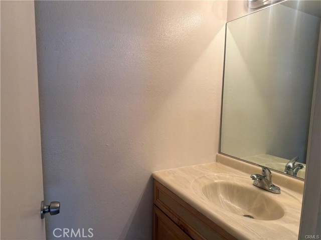 1022 Irving Avenue, 3 photo 8