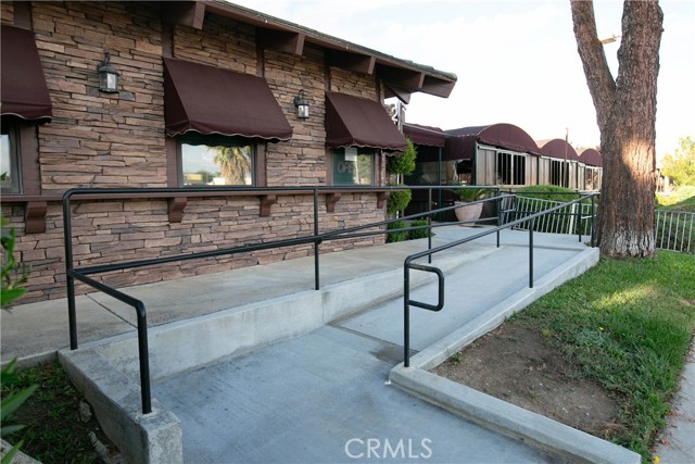 2162 E Palmdale Boulevard, Palmdale CA: https://media.crmls.org/medias/1d6ccb63-5845-4dc5-9a54-aab3b3246d95.jpg