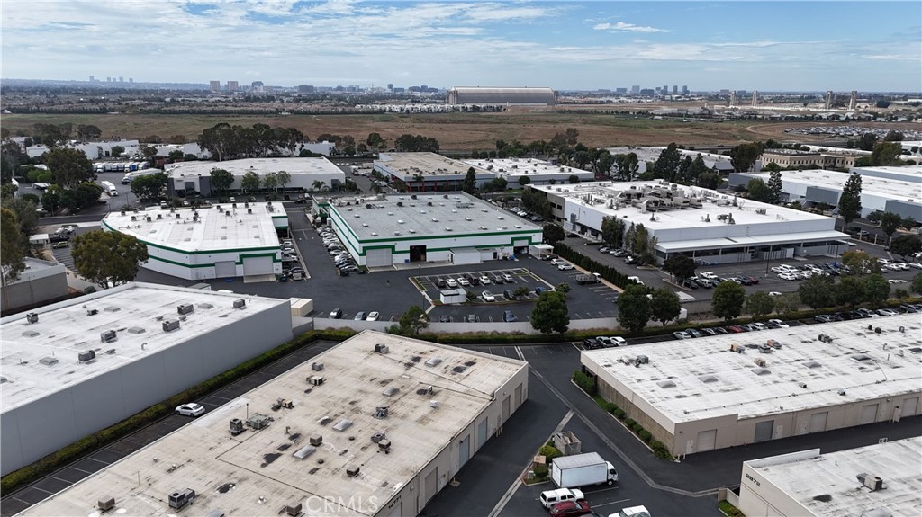 MLS #OC25252957 image #30