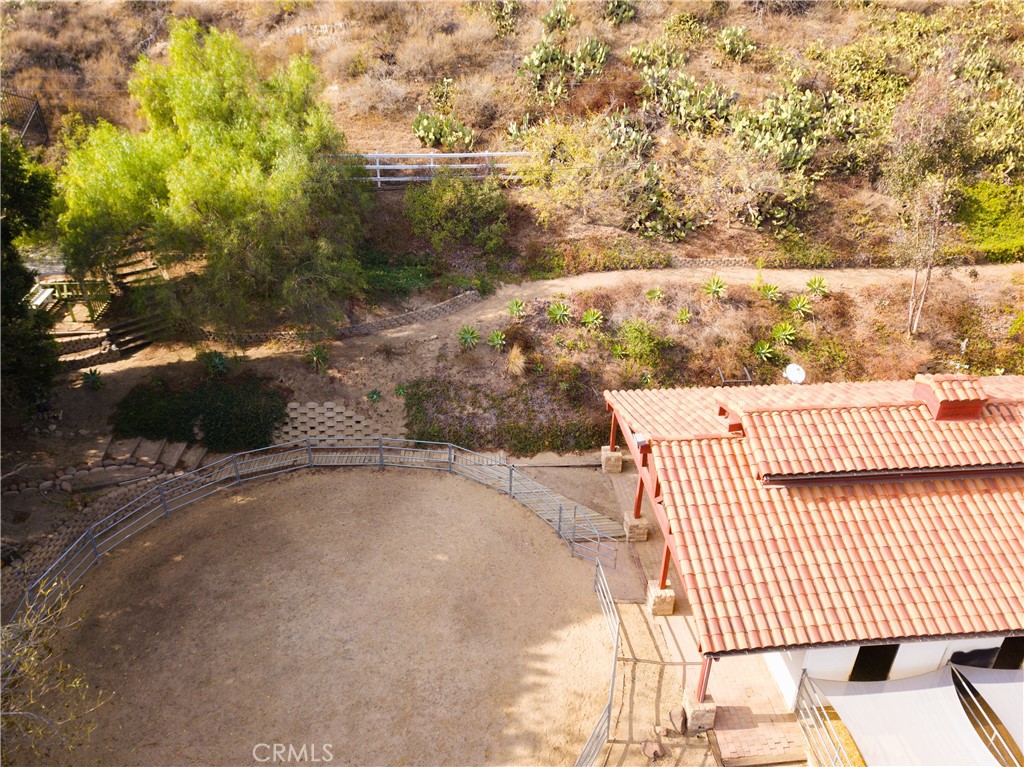 https://media.crmls.org/medias/1d6de38a-7df8-4df9-bd91-0de8a4d42190.jpg?preset=X-Large