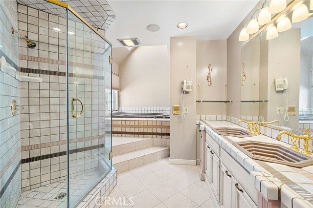 Detail Gallery Image 41 of 49 For 8001 Alverstone Ave, Los Angeles,  CA 90045 - 3 Beds | 4 Baths