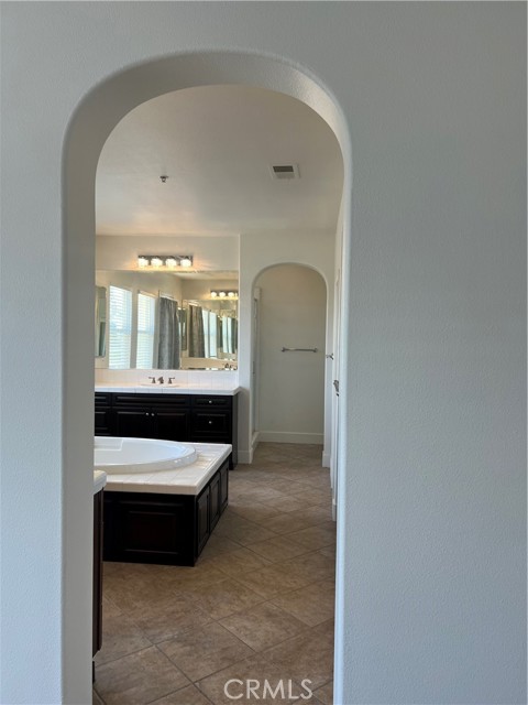 Detail Gallery Image 14 of 31 For 12080 Scenic View, Riverside,  CA 92505 - 5 Beds | 4/1 Baths