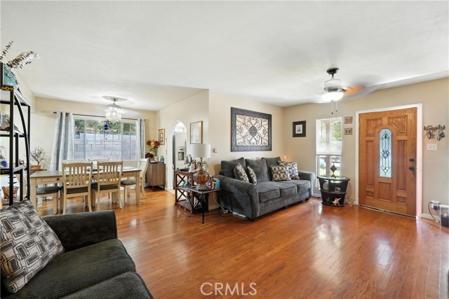 14512 Behrens Avenue, Norwalk CA: https://media.crmls.org/medias/1d6e7160-2eaf-4088-bd43-4135050e19aa.jpg