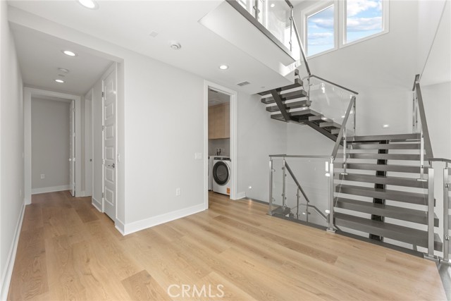 Detail Gallery Image 26 of 56 For 209 Stage, Irvine,  CA 92618 - 5 Beds | 5 Baths