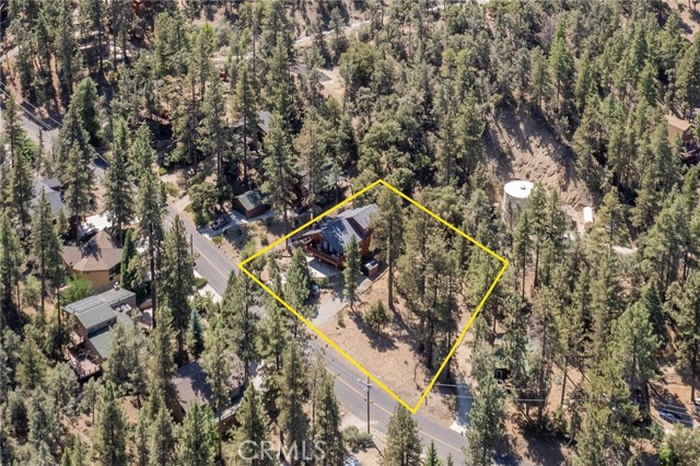 2041 Symonds Drive, Pine Mountain Club, California 93222, 3 Bedrooms Bedrooms, ,2 BathroomsBathrooms,Single Family Residence,For Sale,Symonds,OC25045356