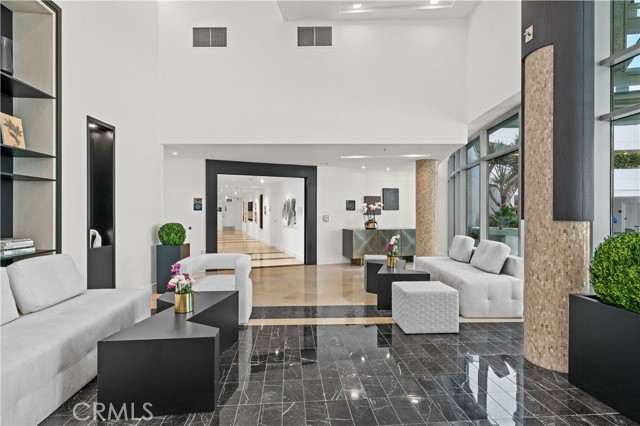 3131 Michelson Drive, Irvine CA: https://media.crmls.org/medias/1d6f0bf7-0eb4-4824-b9a8-5df428fff354.jpg