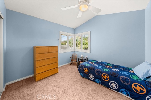 28230 Evergreen Lane, Saugus CA: https://media.crmls.org/medias/1d6f3720-cbc5-4126-bfe8-4b8f95185eb1.jpg