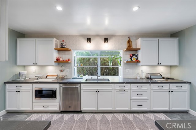 Detail Gallery Image 21 of 75 For 1030 N Norman Pl, Fullerton,  CA 92831 - 4 Beds | 3/1 Baths