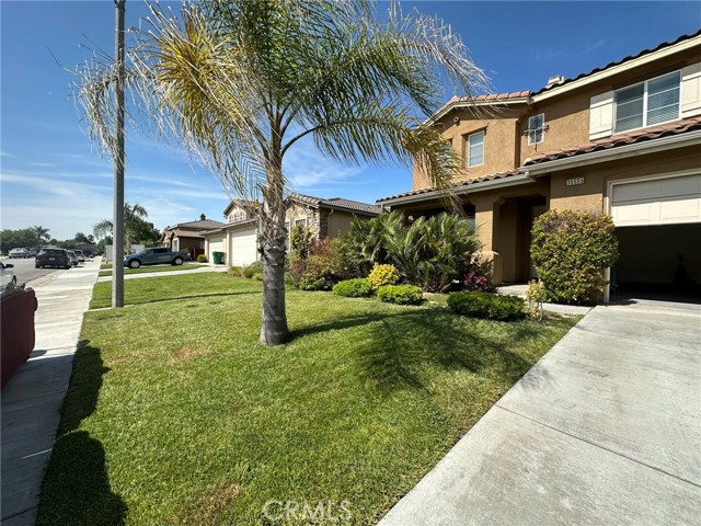 Detail Gallery Image 2 of 13 For 35555 Denver Cir, Winchester,  CA 92596 - 4 Beds | 3 Baths