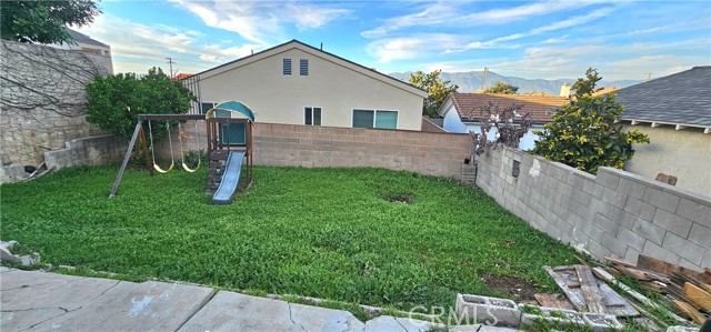 Detail Gallery Image 4 of 25 For 325 Russell Ave, Monterey Park,  CA 91755 - – Beds | – Baths
