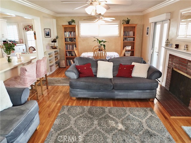 Image 15 of 43 For 6151 Wentworth