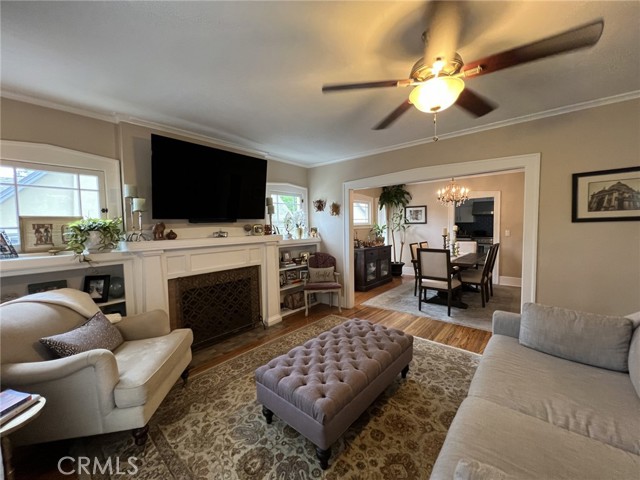 Detail Gallery Image 4 of 22 For 1649 N Mar Vista Ave, Pasadena,  CA 91104 - 2 Beds | 1 Baths