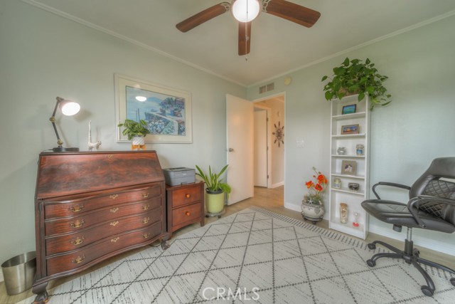 Detail Gallery Image 34 of 74 For 1473 Salem Ct, Oceanside,  CA 92057 - 4 Beds | 4 Baths