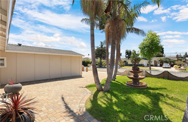 2279 W Falmouth Avenue, Anaheim CA: https://media.crmls.org/medias/1d71a99b-0cd3-40f2-9169-cfc6a682a87e.jpg
