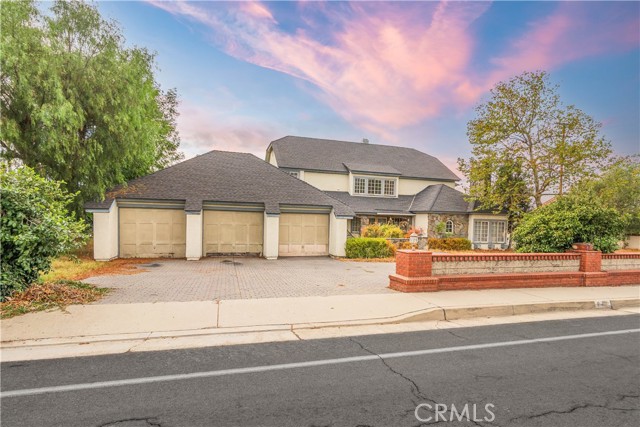 Detail Gallery Image 1 of 19 For 10201 Center Dr, Villa Park,  CA 92861 - 5 Beds | 3/1 Baths