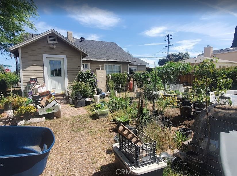 1866 W Gardena Boulevard