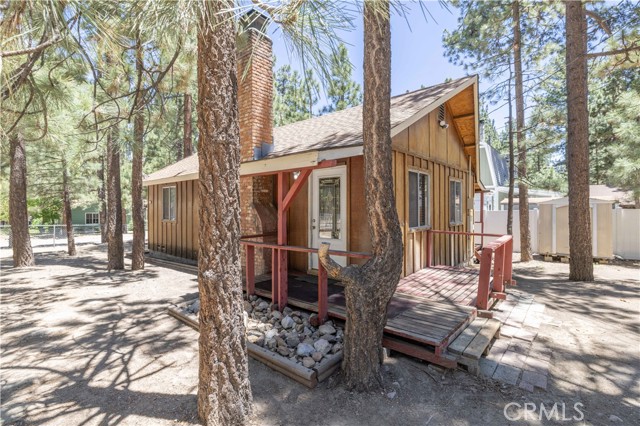 Detail Gallery Image 1 of 1 For 900 E Fairway Bld, Big Bear City,  CA 92314 - 2 Beds | 1 Baths