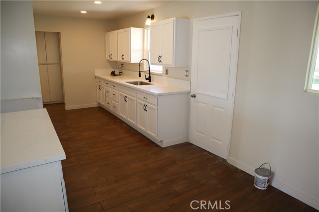 Detail Gallery Image 6 of 22 For 12639 Daisy, Boron,  CA 93516 - 3 Beds | 1/1 Baths