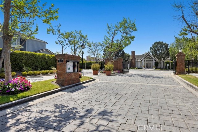 Image 31 of 36 For 2123 Shelburne Way