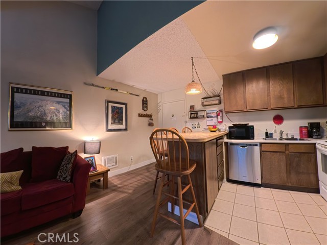 Detail Gallery Image 7 of 52 For 3253 Meridian #264,  Mammoth Lakes,  CA 93546 - 1 Beds | 1 Baths