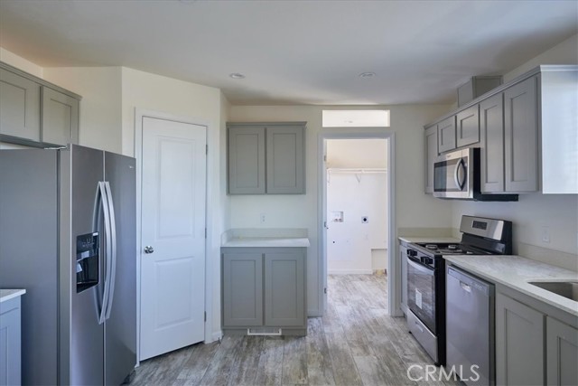 Detail Gallery Image 11 of 37 For 9889 Crystal Aire Rd, Pinon Hills,  CA 92372 - 4 Beds | 2 Baths