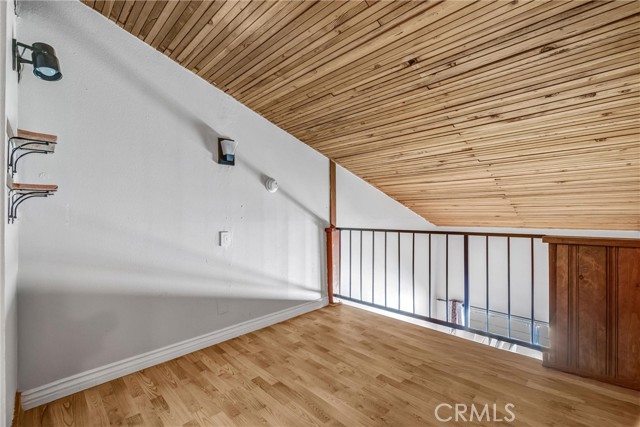 Detail Gallery Image 19 of 35 For 5460 White Oak Ave #E319,  Encino,  CA 91316 - 1 Beds | 1/1 Baths