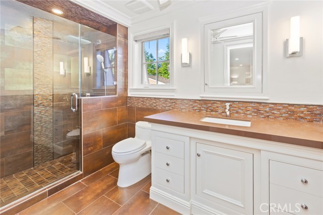 Detail Gallery Image 49 of 65 For 8 Rue Verte, Newport Beach,  CA 92660 - 3 Beds | 3/1 Baths