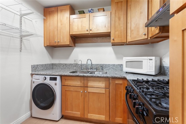 Detail Gallery Image 16 of 45 For 19204 Avenue of the Oaks, Newhall,  CA 91321 - 2 Beds | 1 Baths