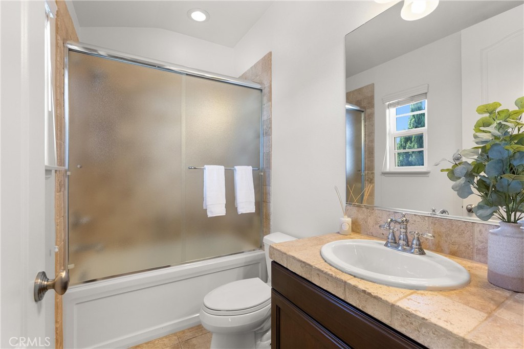 MLS #OC25244940 image #42