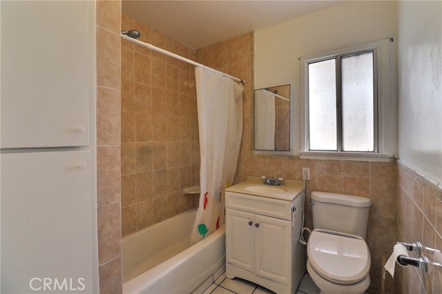 2130 Brawley Street, Los Angeles CA: https://media.crmls.org/medias/1d7a305f-cd24-4e89-a7e3-77d70e542938.jpg