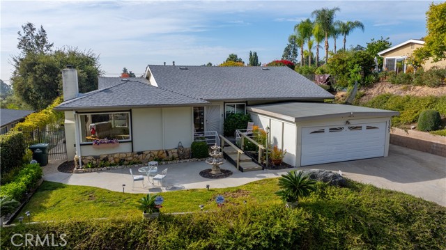 Detail Gallery Image 3 of 40 For 3353 Rubio Crest Dr, Altadena,  CA 91001 - 4 Beds | 2/1 Baths