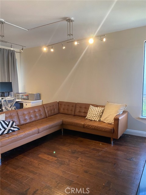 2408 N North Creek Lane, Fullerton CA: https://media.crmls.org/medias/1d7a70af-ee89-46a2-bd73-99fd1d3012be.jpg